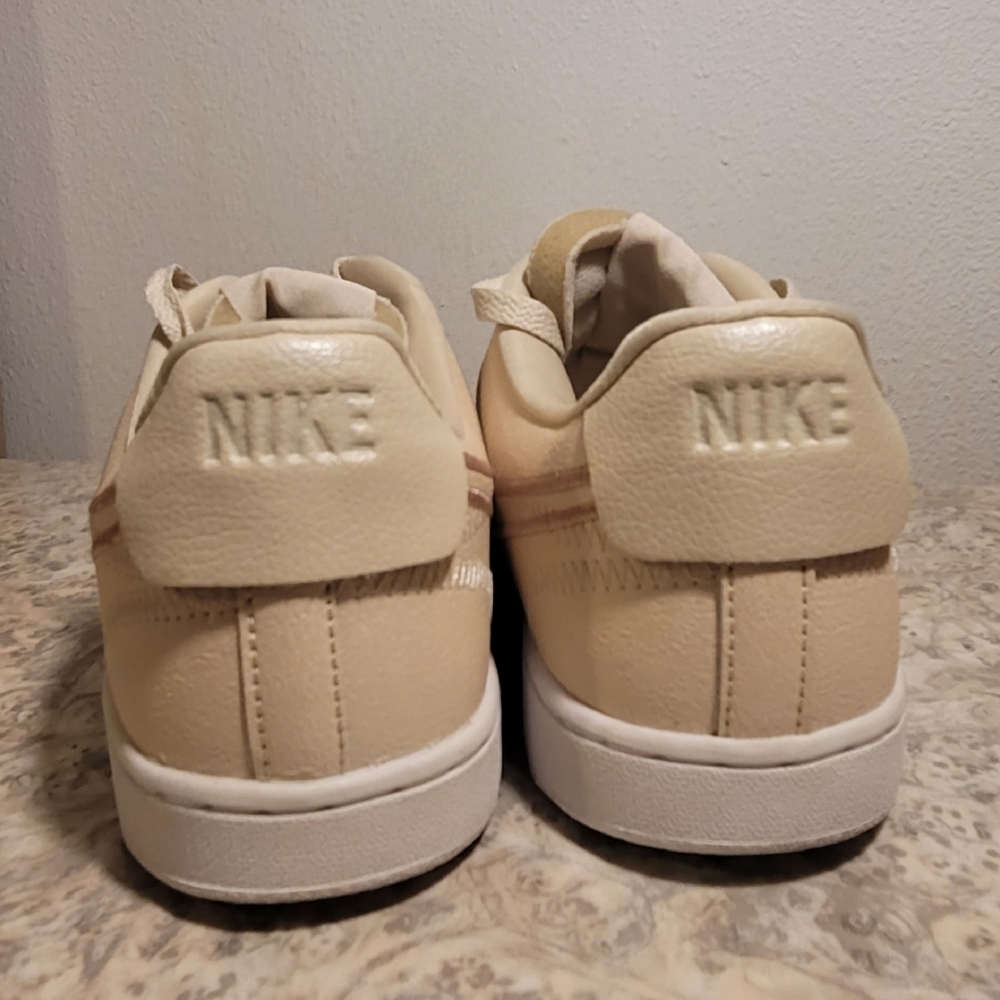 Women's Nike Court Vision Low Premium - Picture 10 of 10